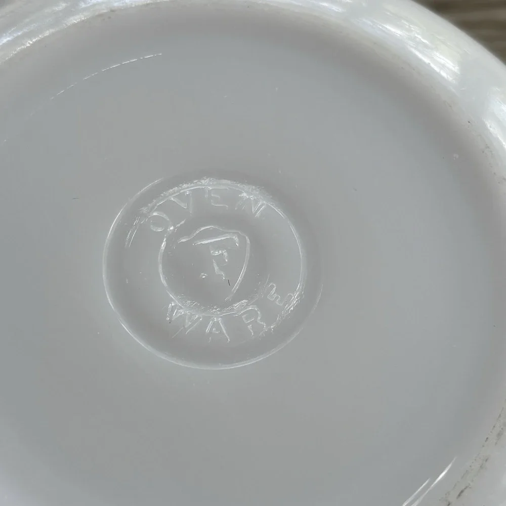 Anchor Hocking Fire-King Milk Glass White‎ Oven Bake Bowls 7